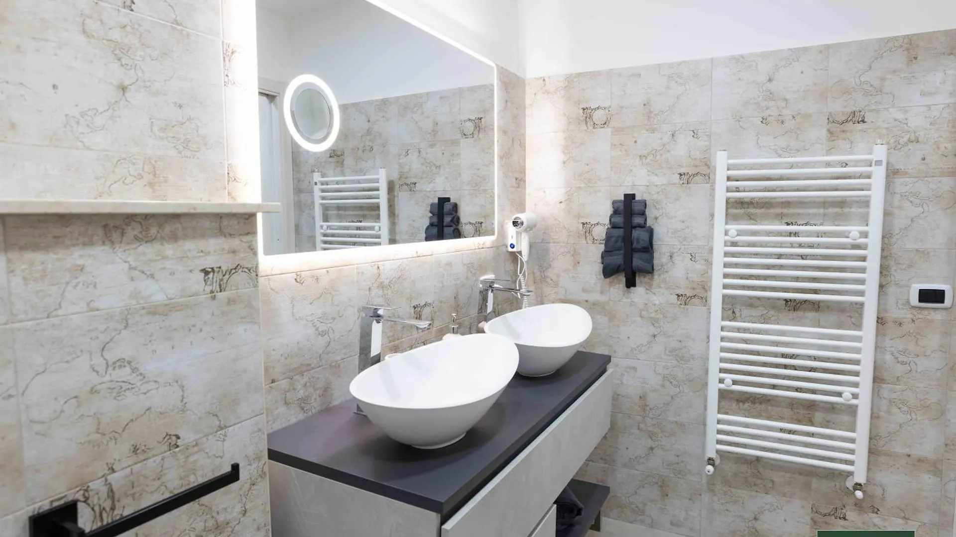 Eden B&B Shekhinah Catania 0*,  Italy
